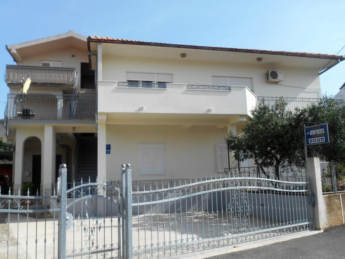 Apartments Bresan Trogir Dış mekan fotoğraf